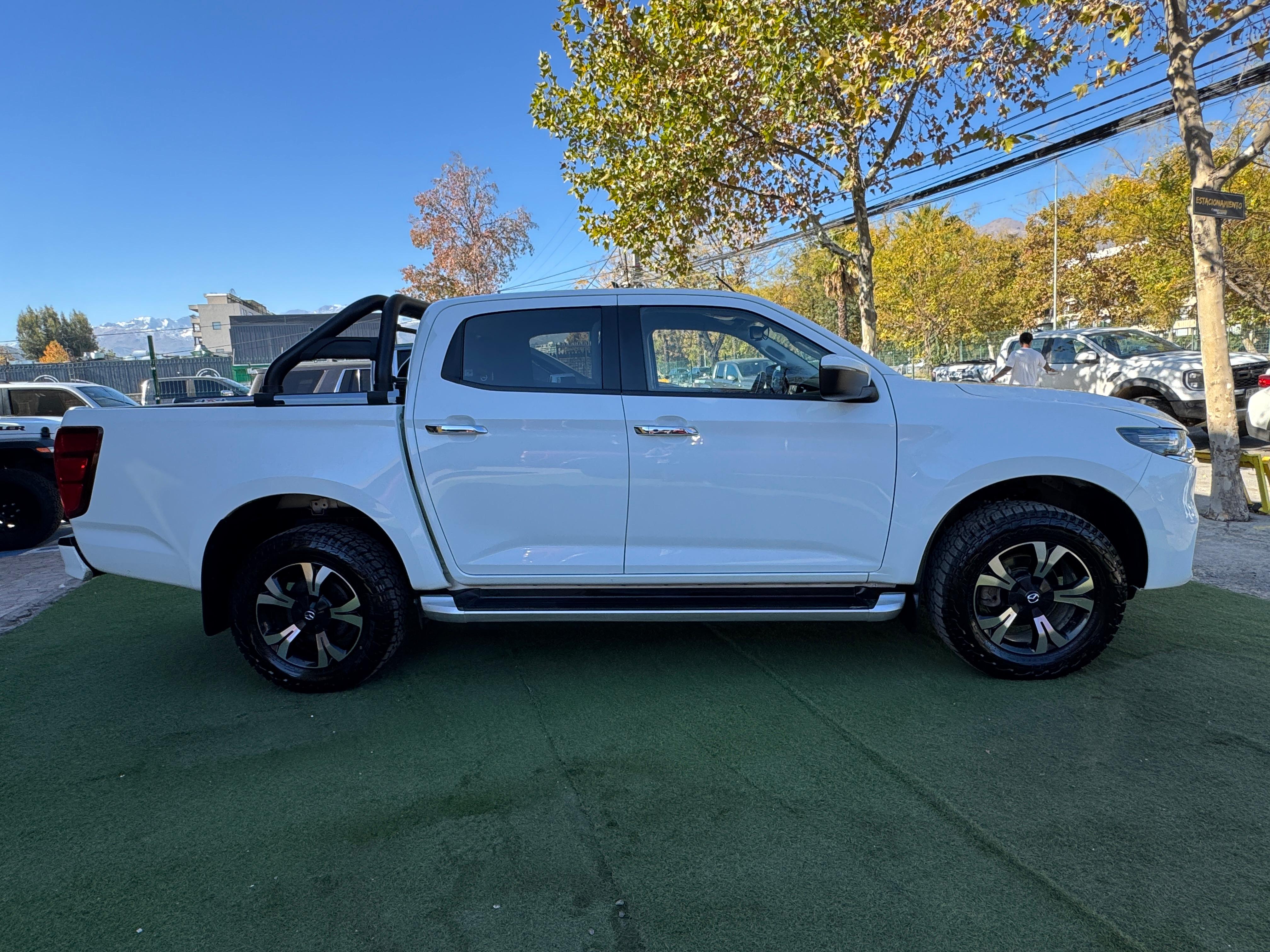 Mazda Bt-50 High — foto 15 de 21