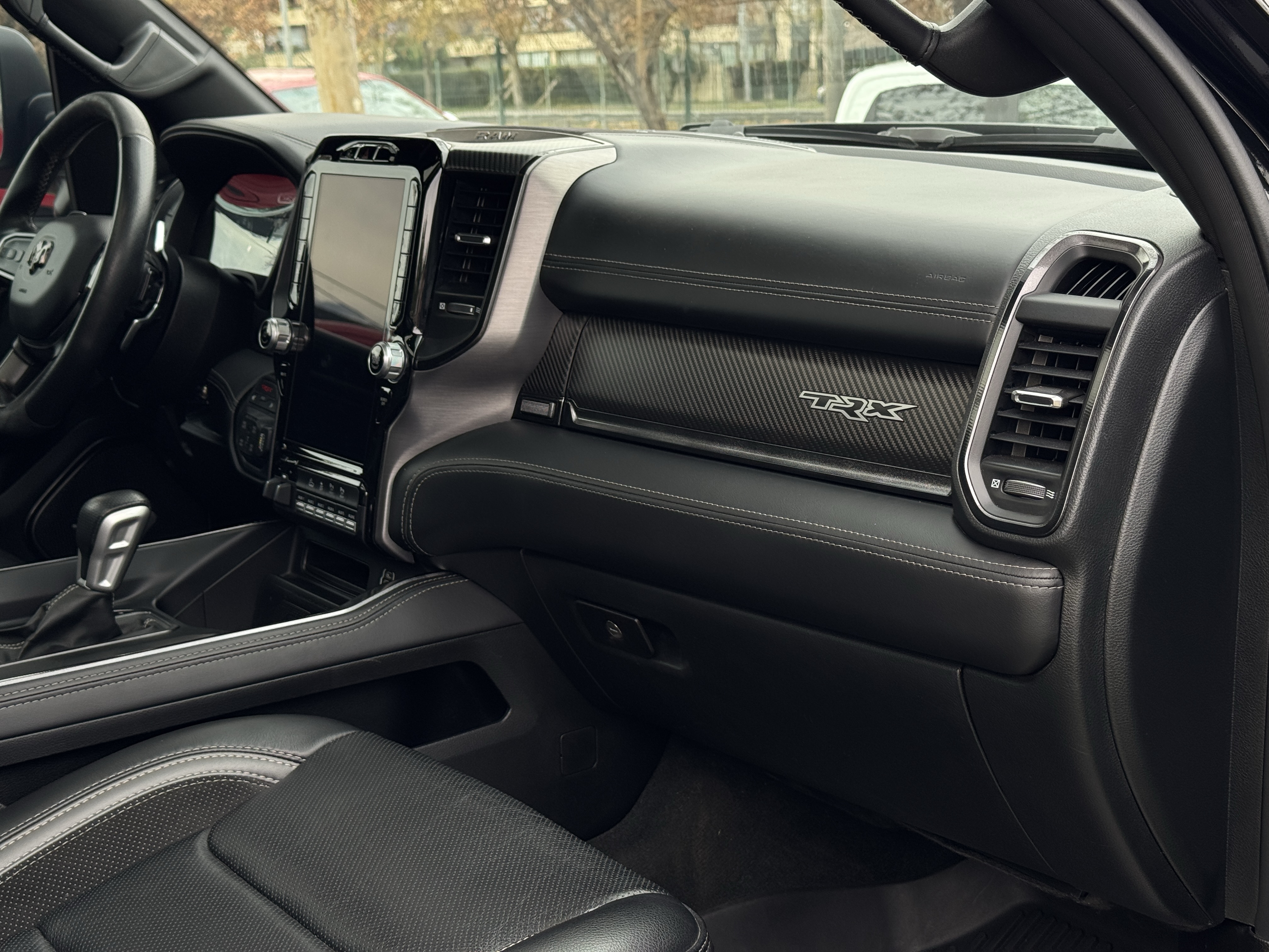 RAM 1500 Trx — foto 23 de 24