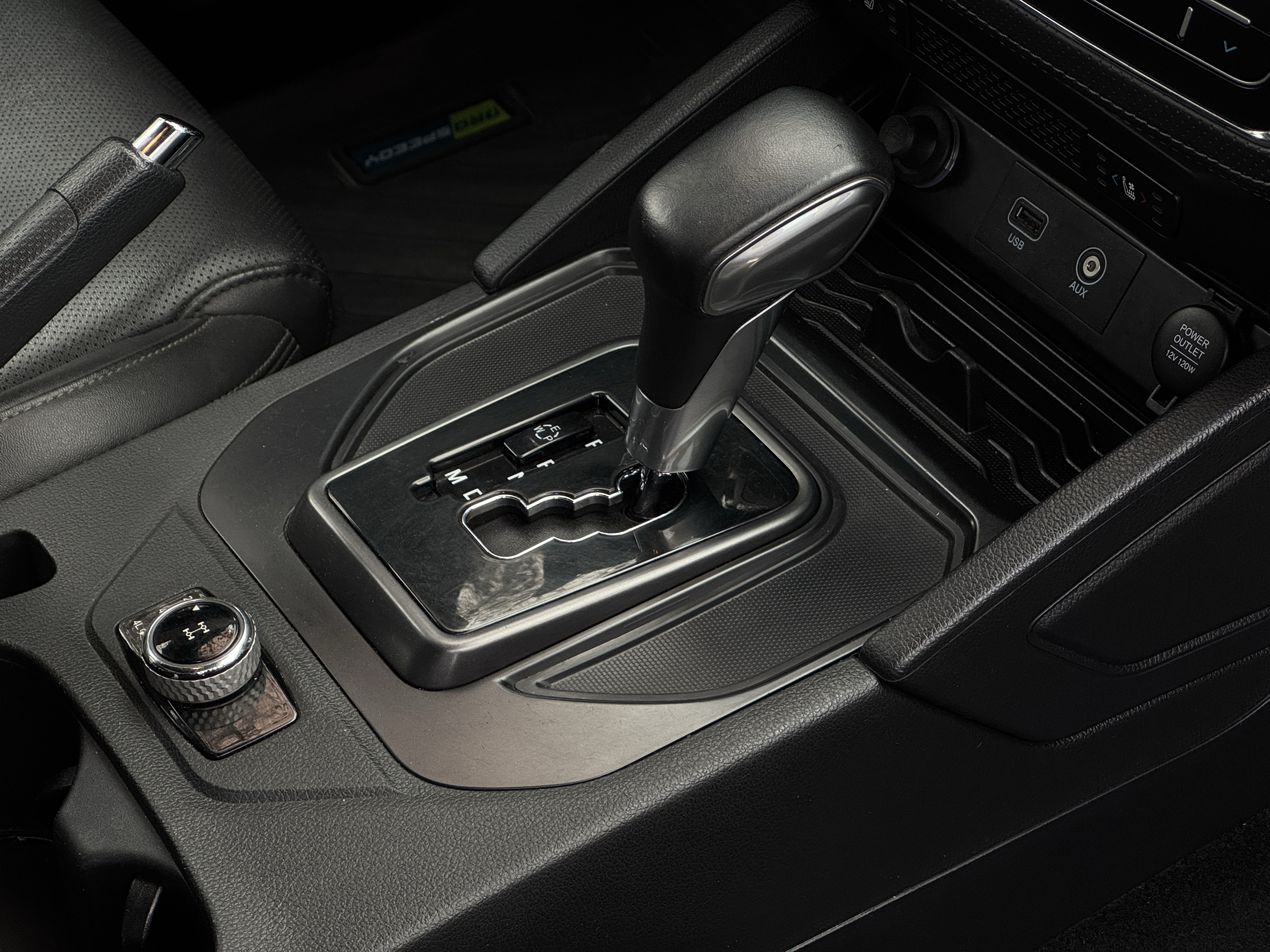 SsangYong Musso Grand Limited Plus — foto 17 de 18