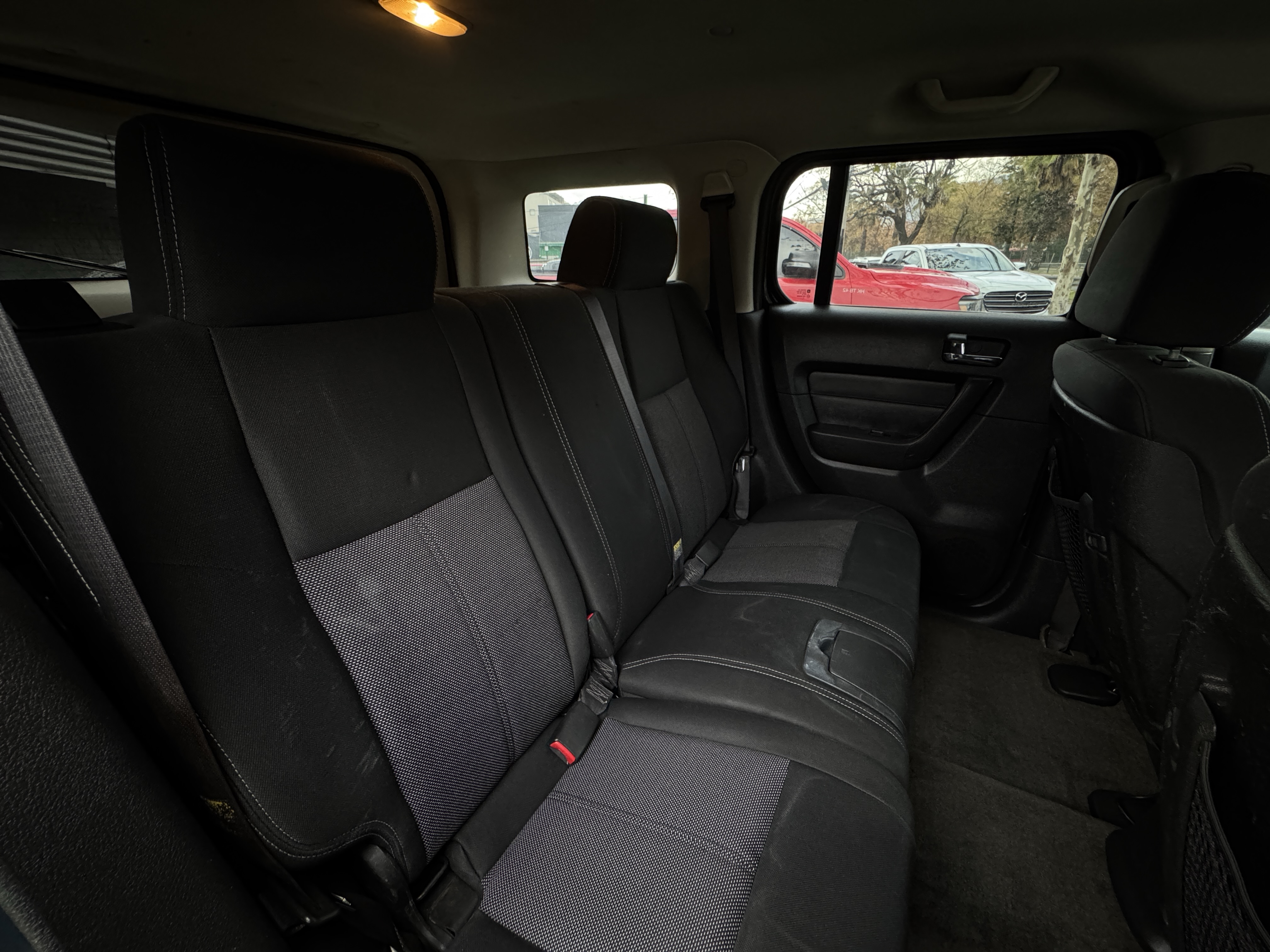 Hummer H3 — foto 20 de 21