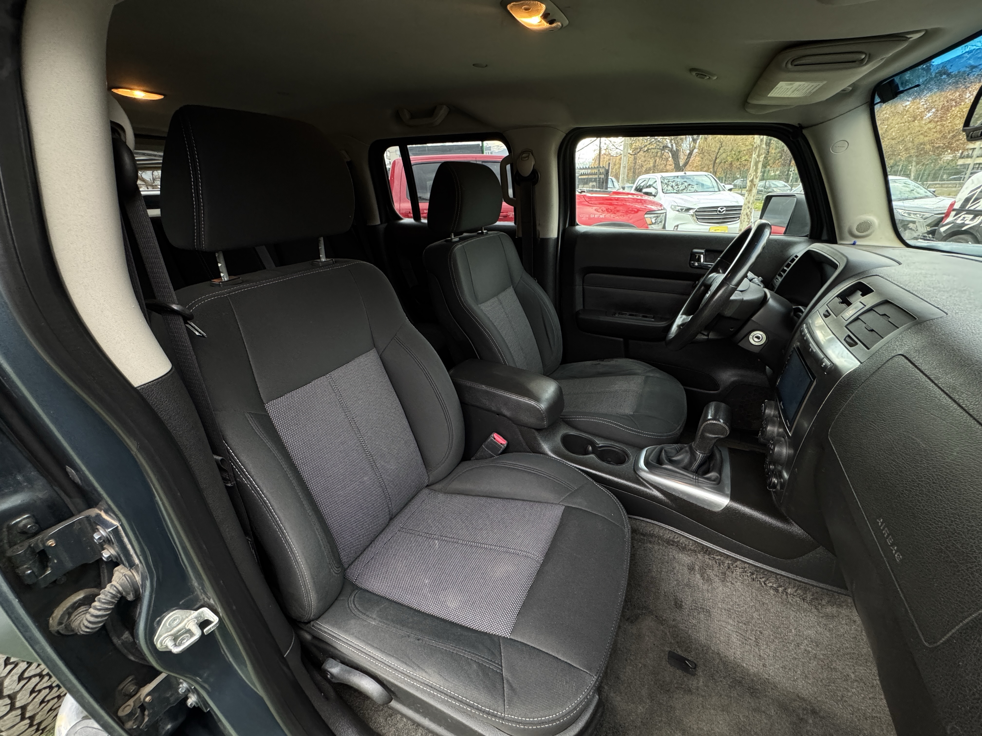 Hummer H3 — foto 19 de 21