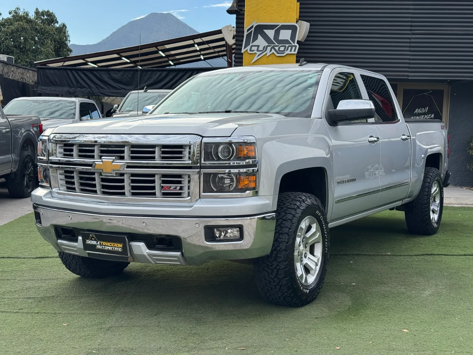 Chevrolet Silverado Ltz Z71 — foto 3 de 19
