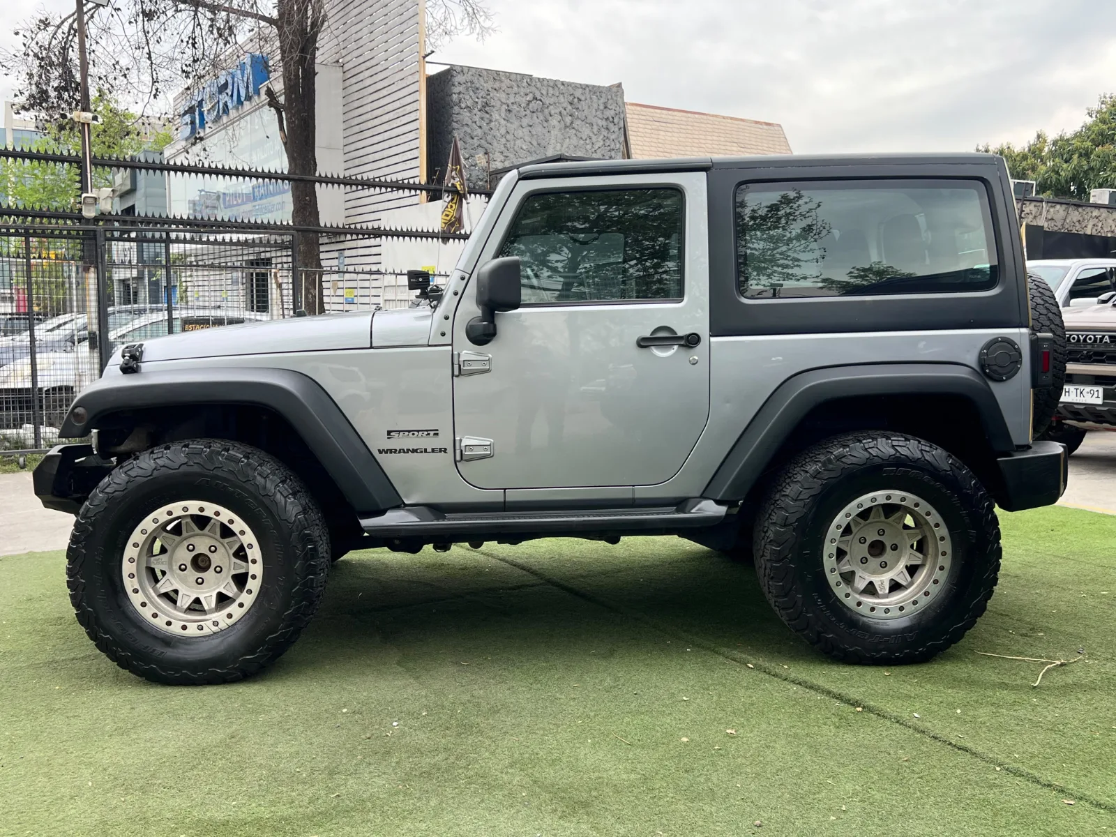 Jeep Wrangler Sport Crd — foto 5 de 17