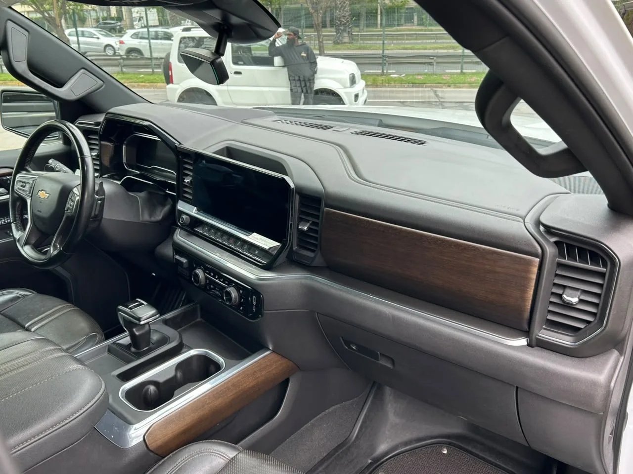 Chevrolet Silverado High Country Duramax Iva Incluido — foto 16 de 18