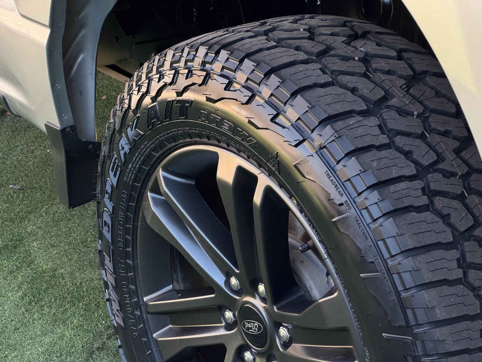 Ford F-150 Lariat Sport — foto 11 de 19