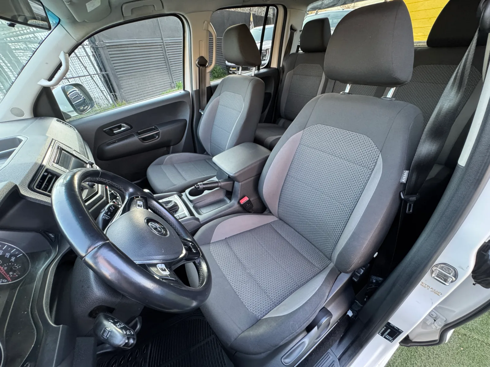 Volkswagen Amarok Confortline — foto 13 de 17