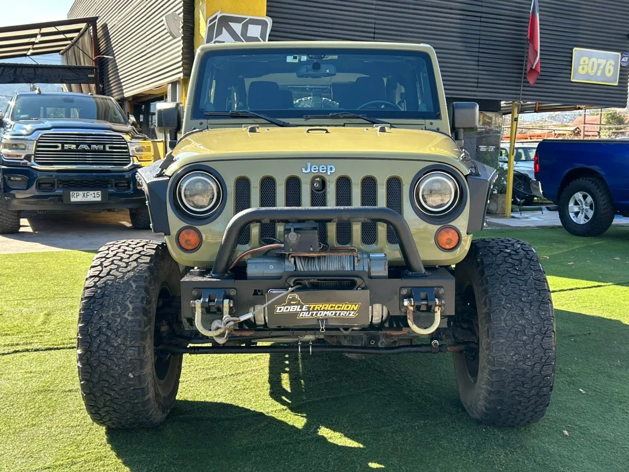 Jeep Wrangler Sport — foto 2 de 16