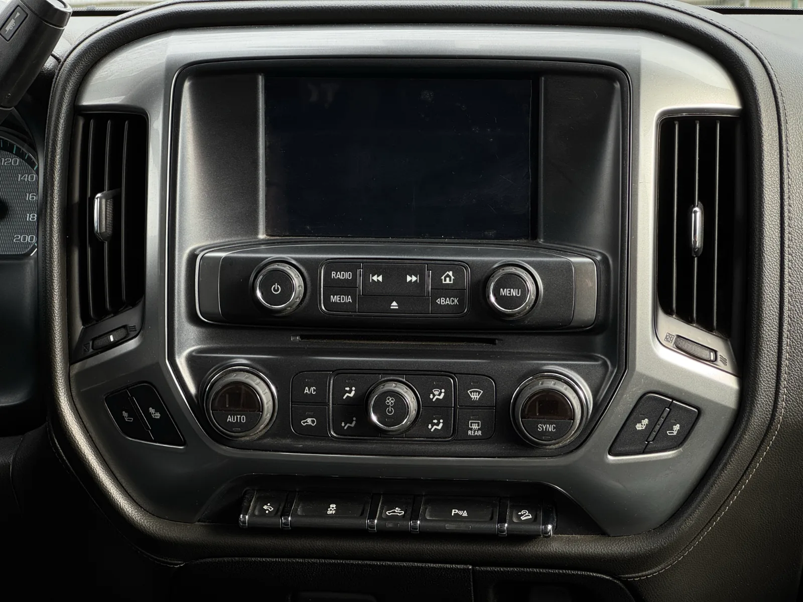 Chevrolet Silverado Ltz Z71 — foto 19 de 19