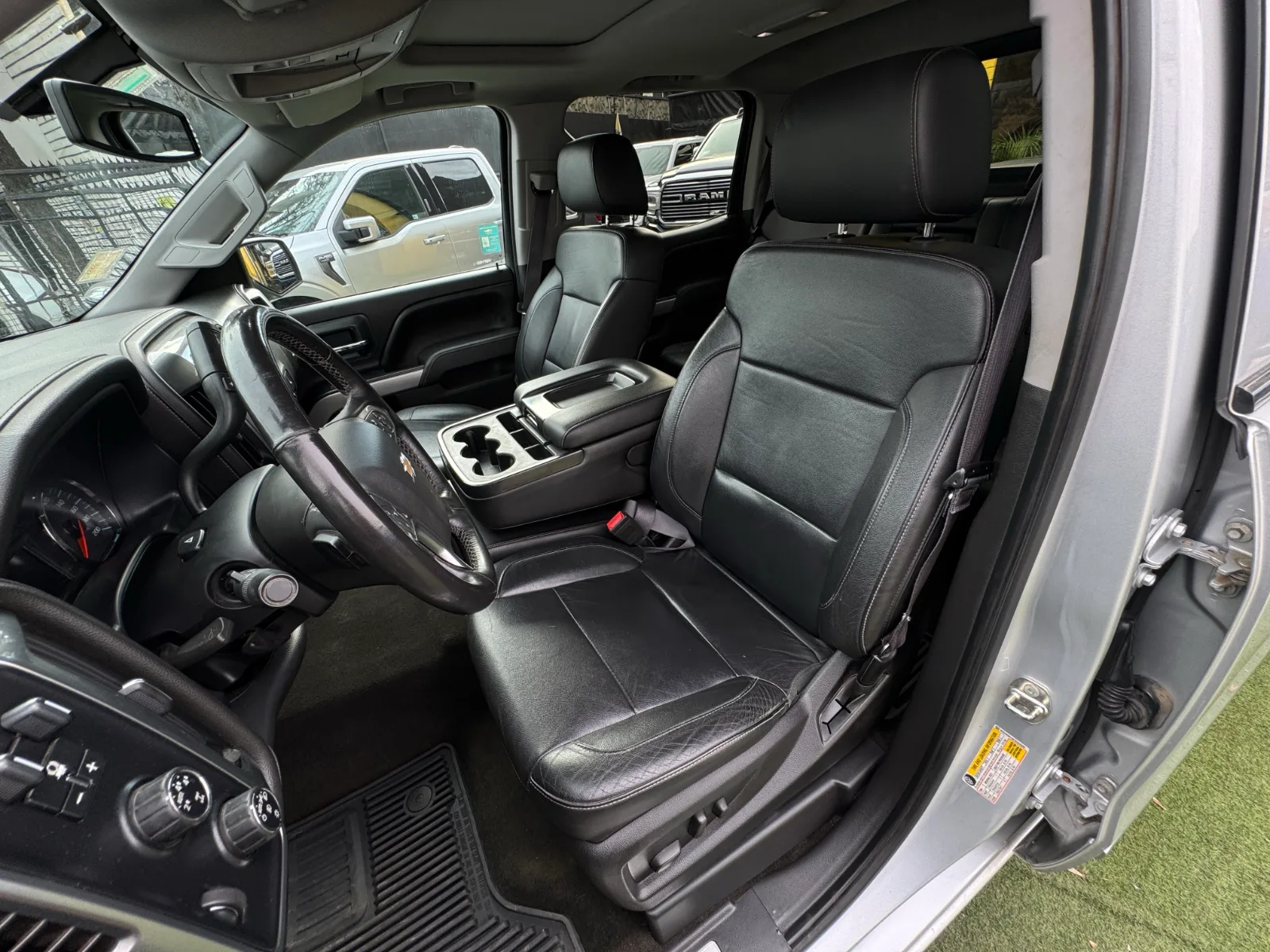 Chevrolet Silverado Ltz Z71 — foto 15 de 19