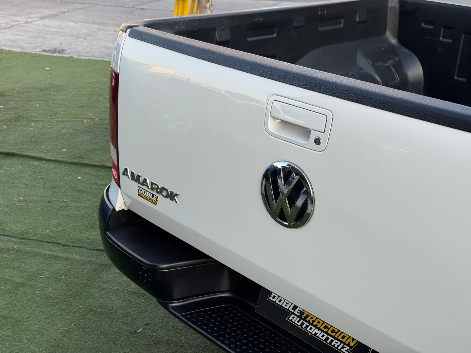 Volkswagen Amarok Confortline — foto 8 de 17