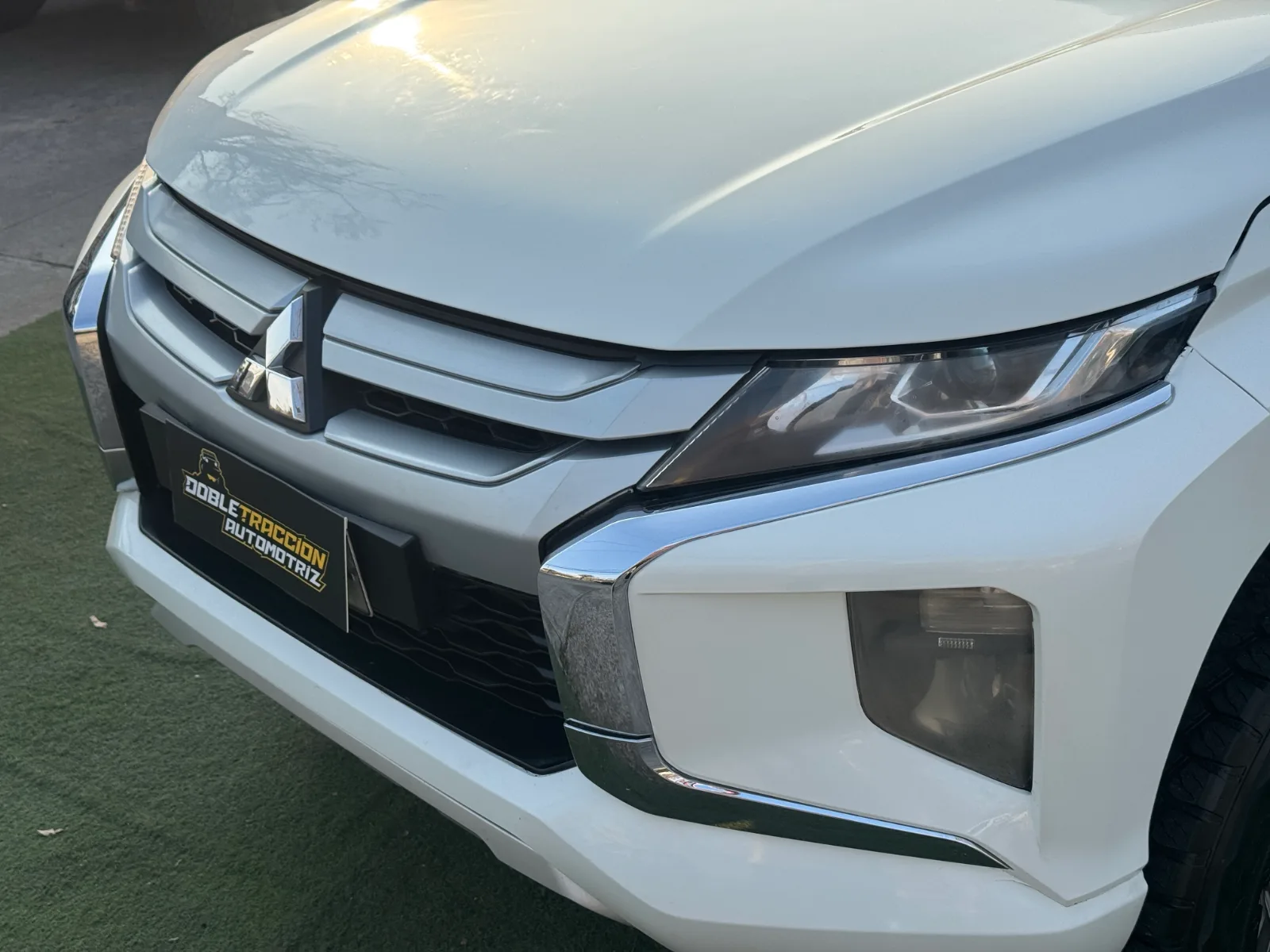 Mitsubishi L200 Katana Crt — foto 4 de 16