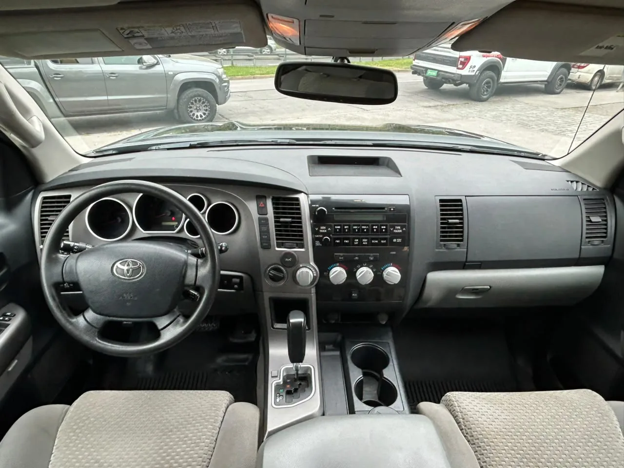 Toyota Tundra — foto 19 de 19