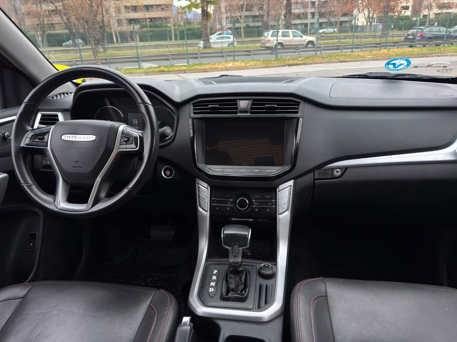 Maxus T60 — foto 15 de 16