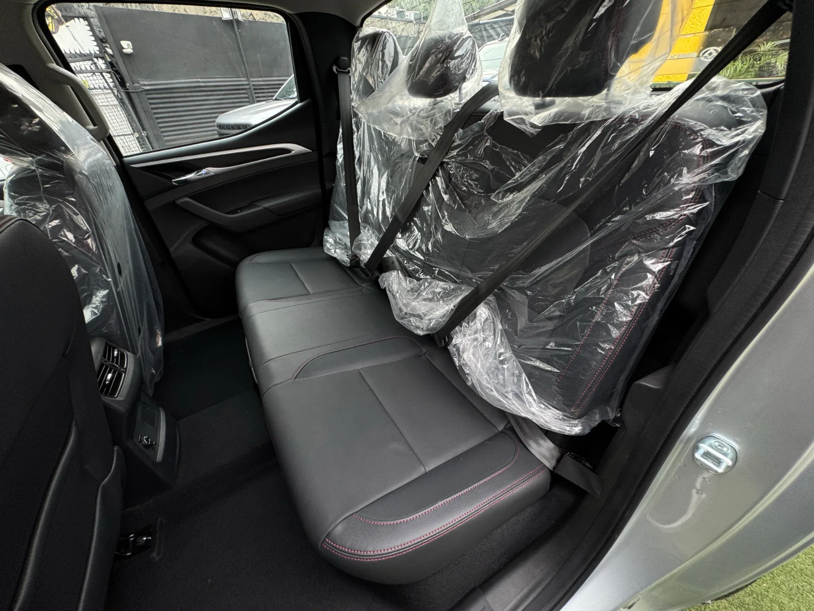 Maxus T60 — foto 19 de 20