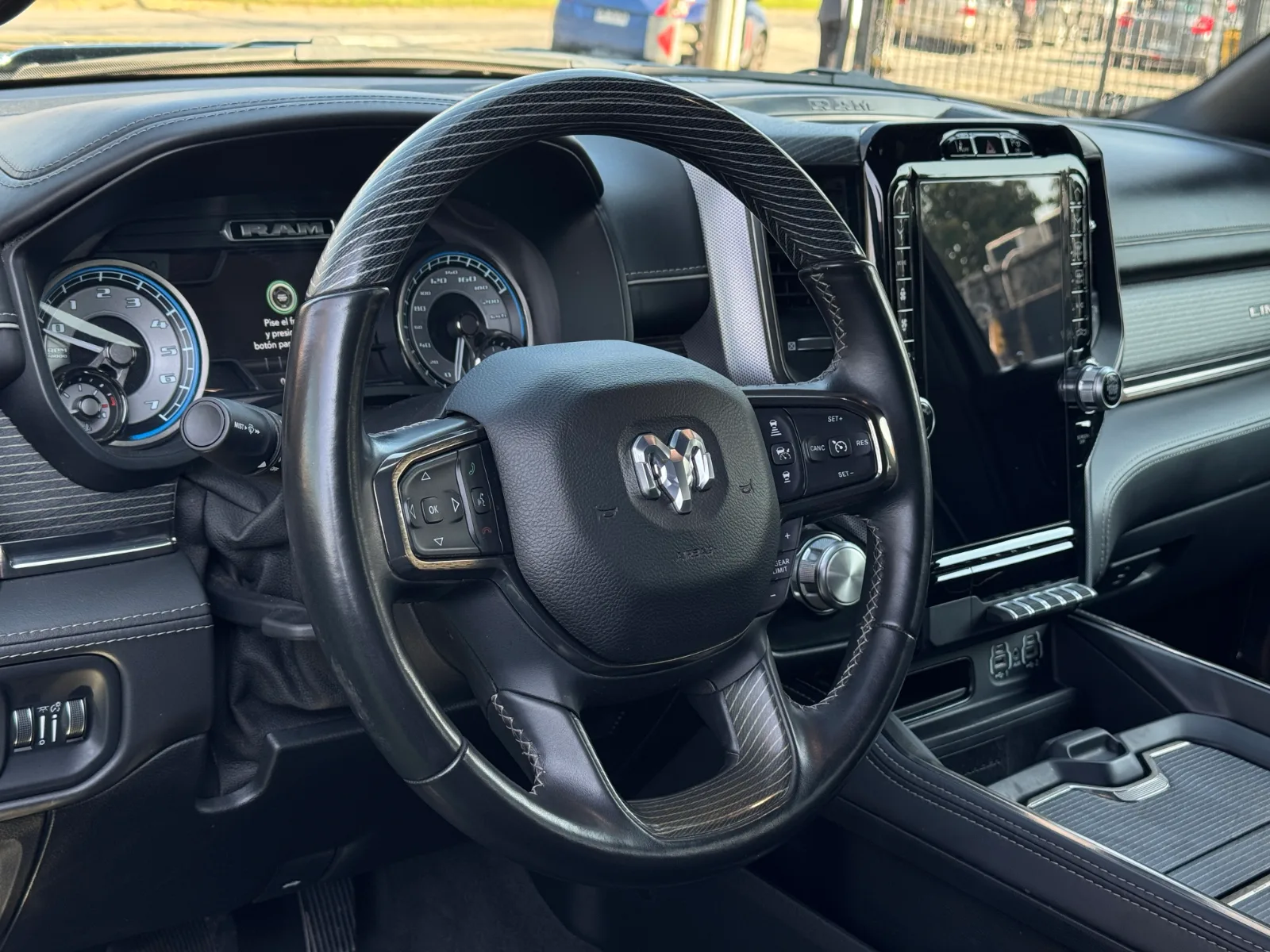 RAM 1500 — foto 14 de 21