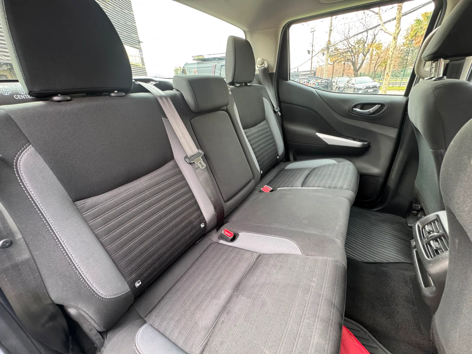 Nissan Navara Xe — foto 19 de 21