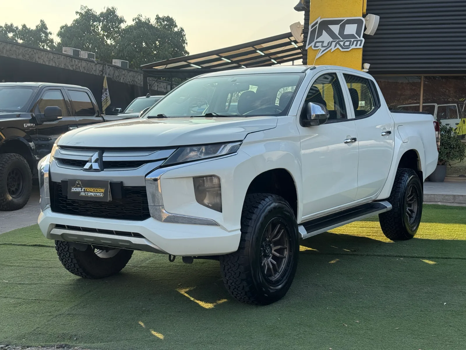 Mitsubishi L200 Katana Crt — foto 3 de 16