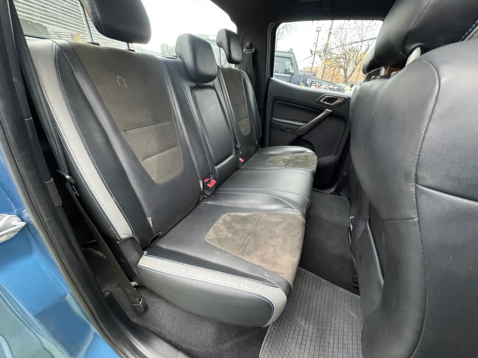 Ford Ranger Raptor — foto 18 de 21