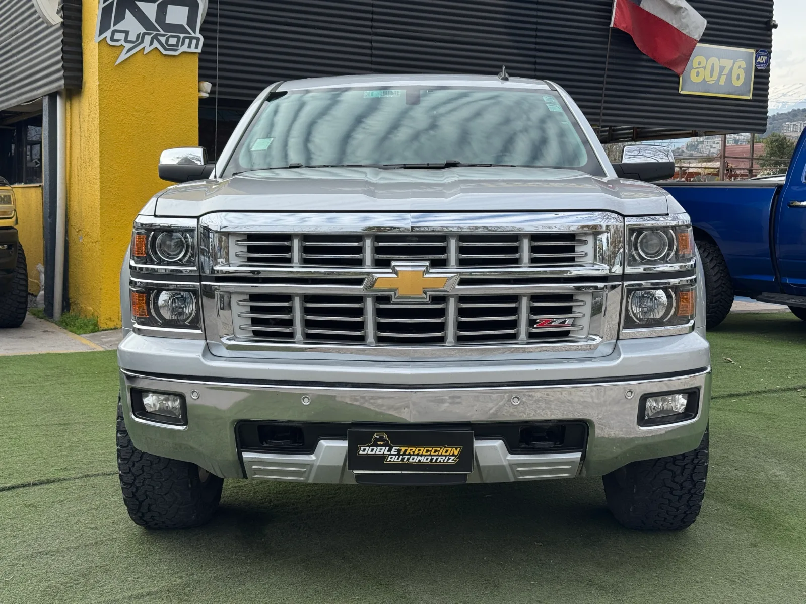 Chevrolet Silverado Ltz Z71 — foto 2 de 19