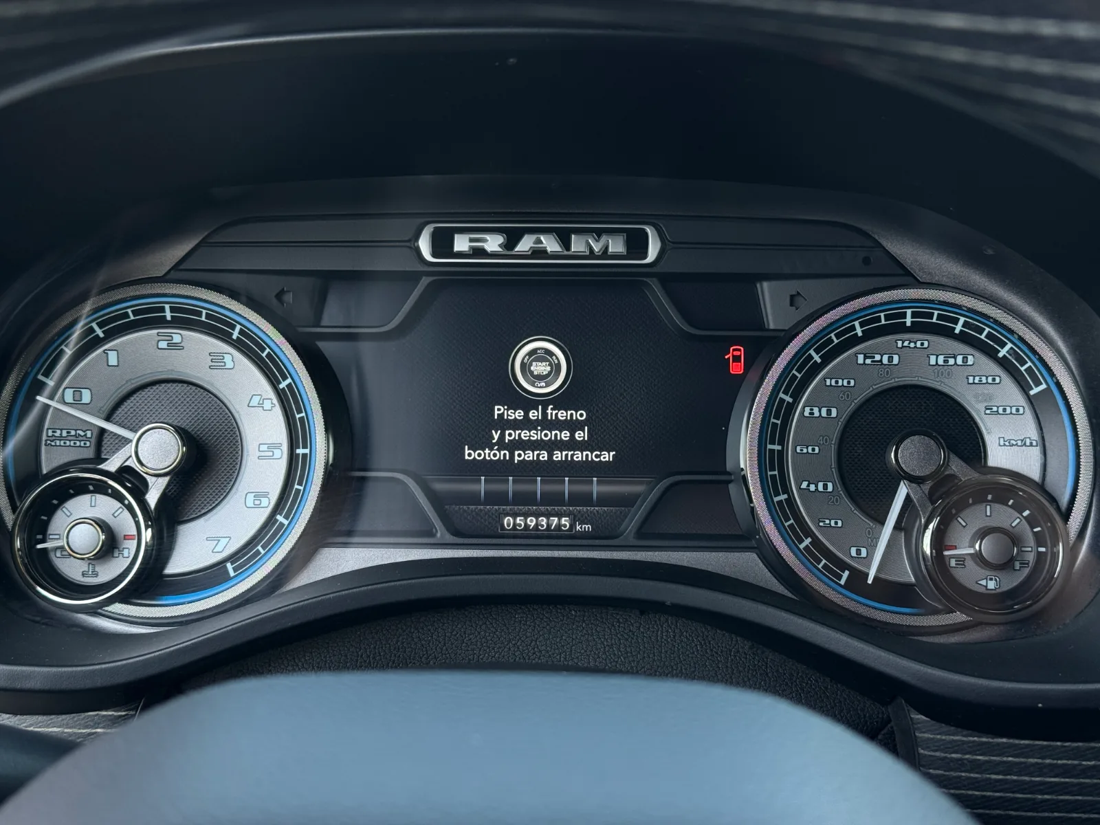 RAM 1500 — foto 15 de 21