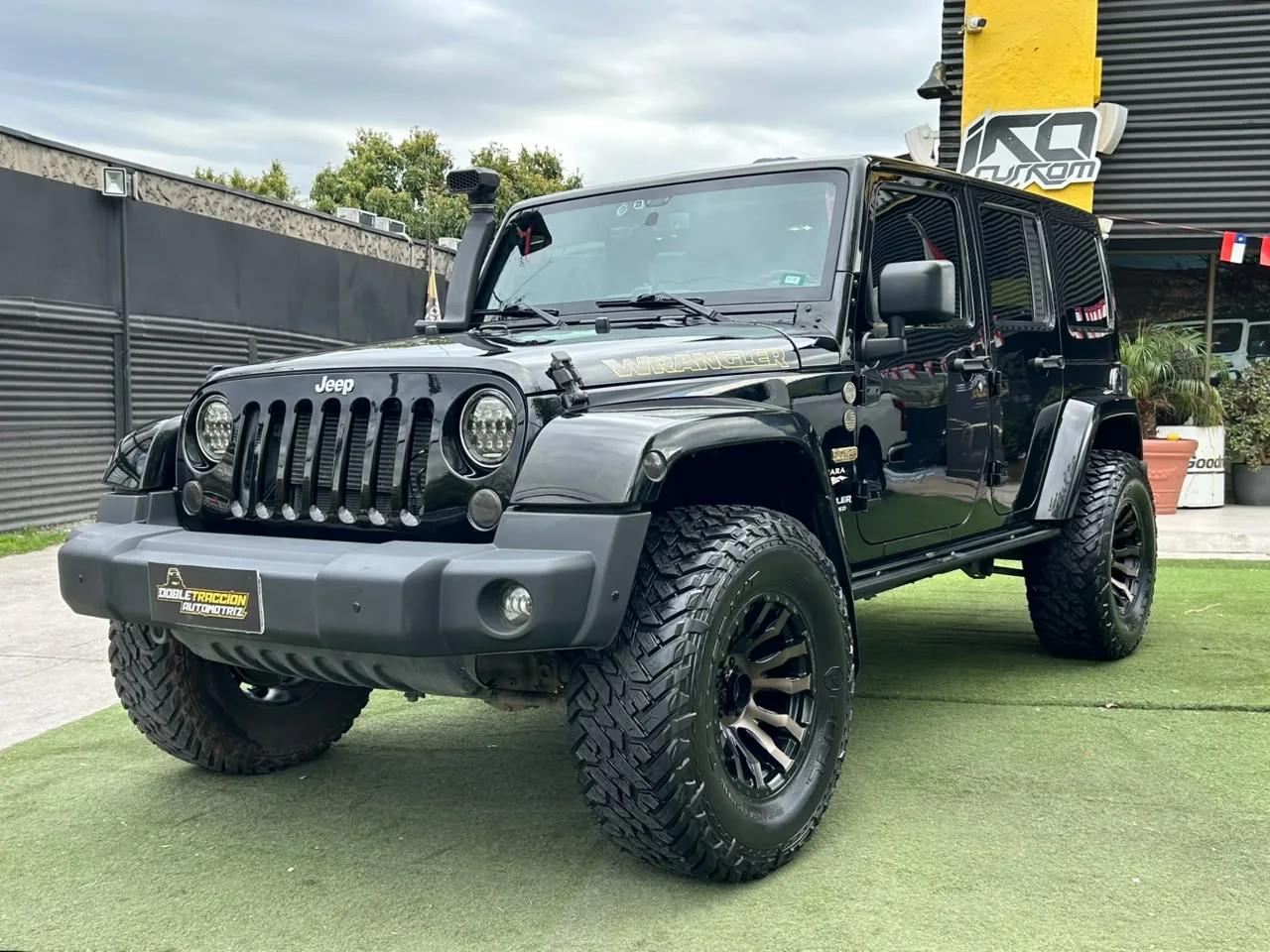 Jeep Wrangler Unltd Sahara — foto 3 de 18