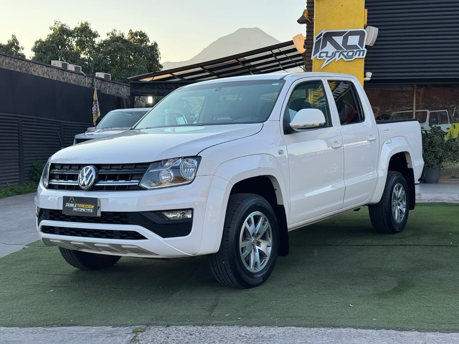 Volkswagen Amarok Confortline — foto 3 de 17