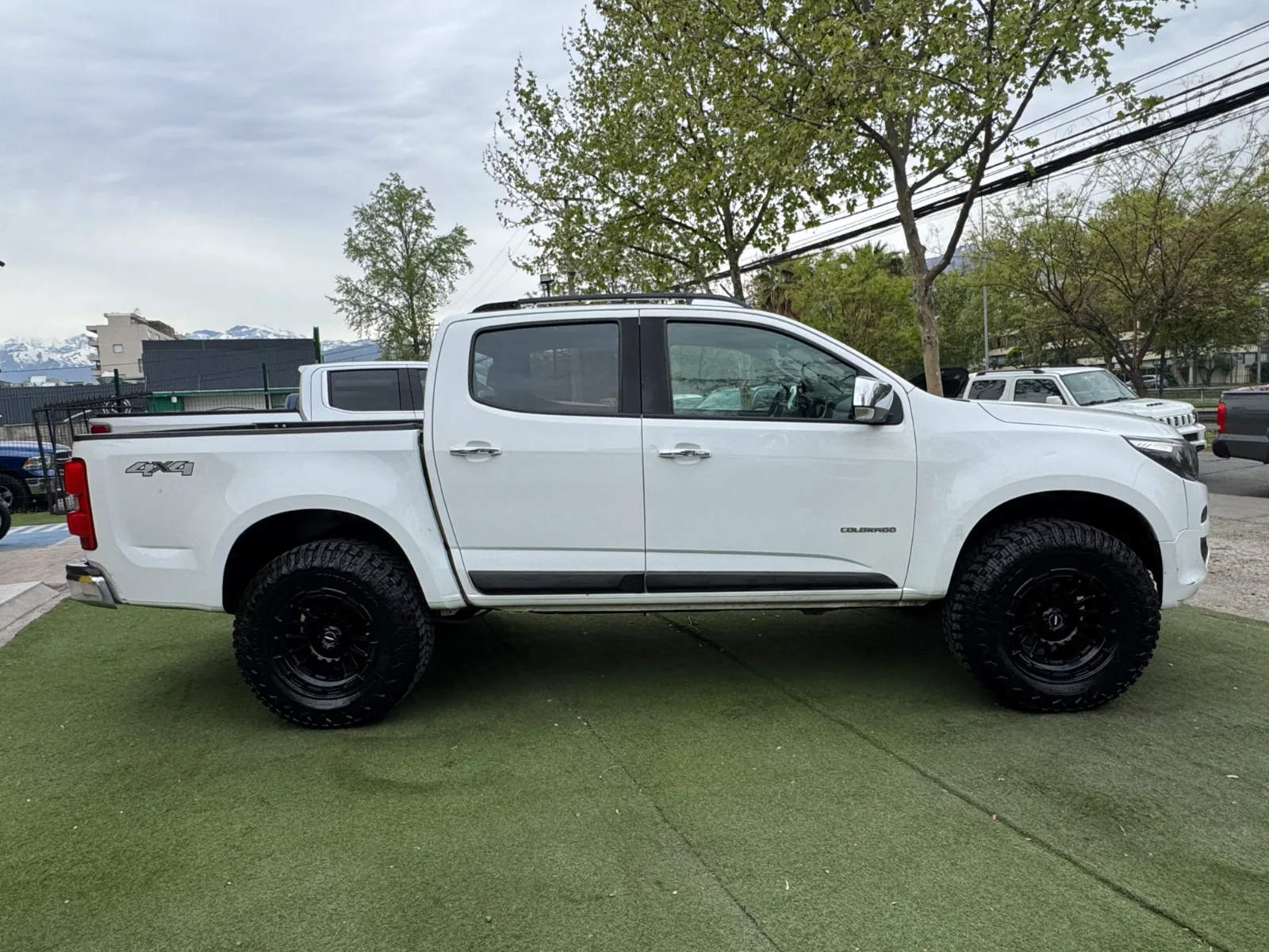 Chevrolet Colorado — foto 8 de 18