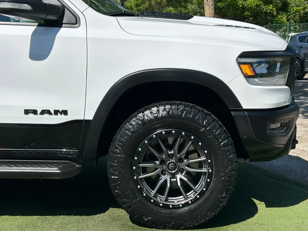 RAM 1500 Rebel Crew Dcab 4X4 5.7 Aut — foto 11 de 20