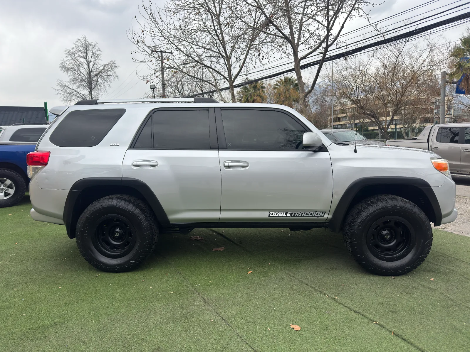 Toyota 4Runner Sr5 — foto 8 de 20