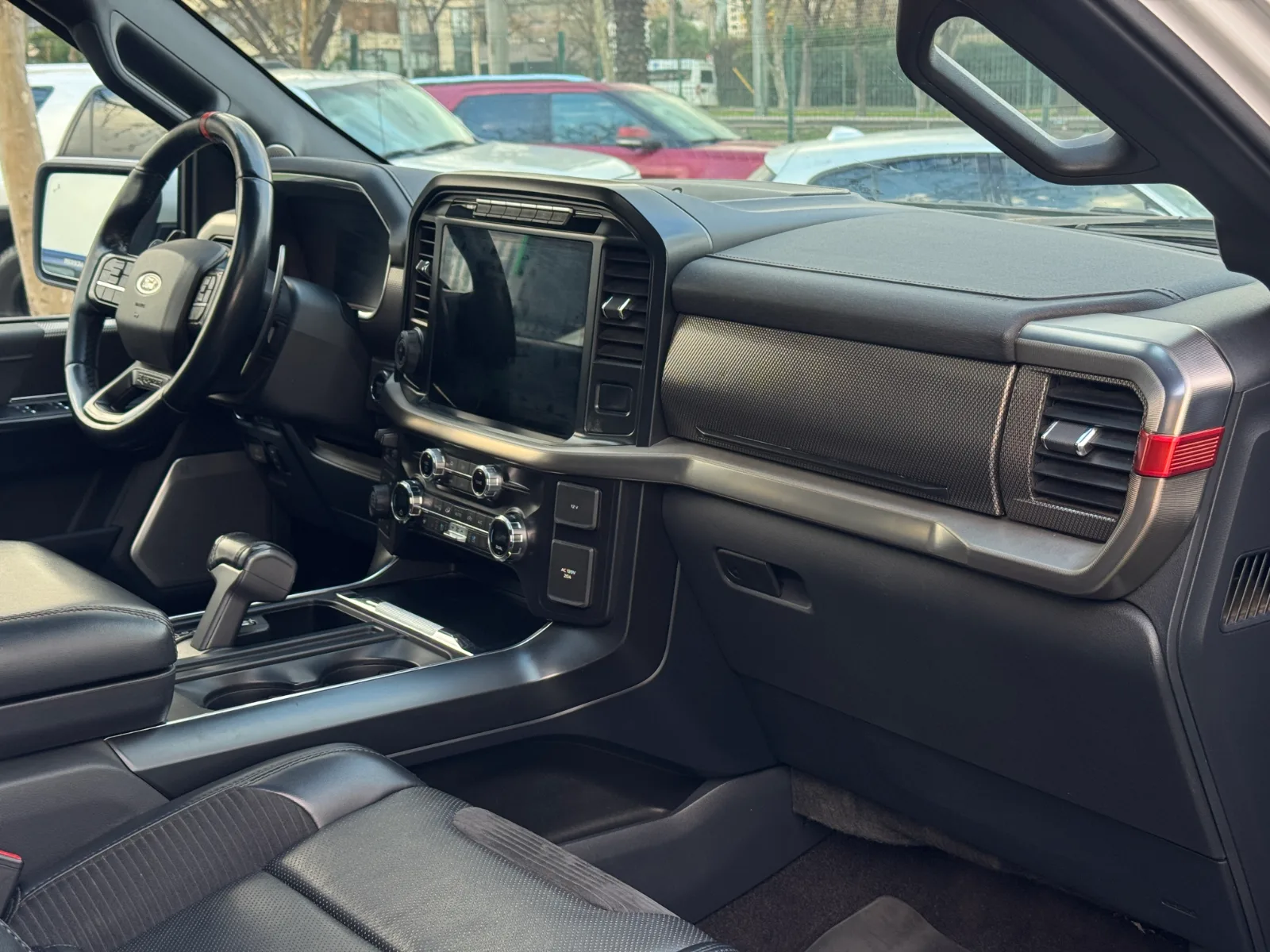 Ford F-150 Raptor — foto 18 de 20