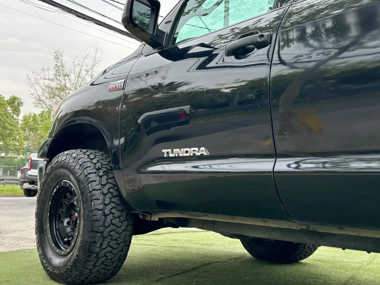 Toyota Tundra — foto 5 de 19