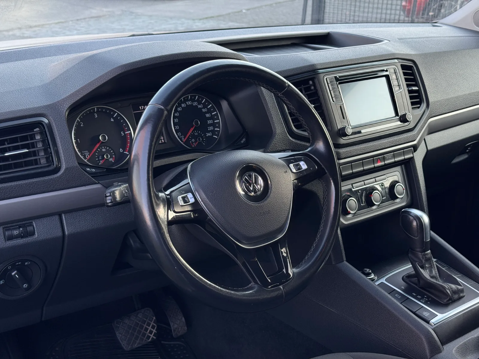 Volkswagen Amarok Confortline — foto 12 de 17