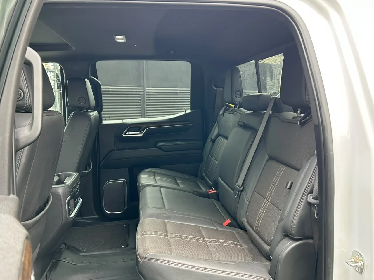 Chevrolet Silverado High Country Duramax Iva Incluido — foto 17 de 18