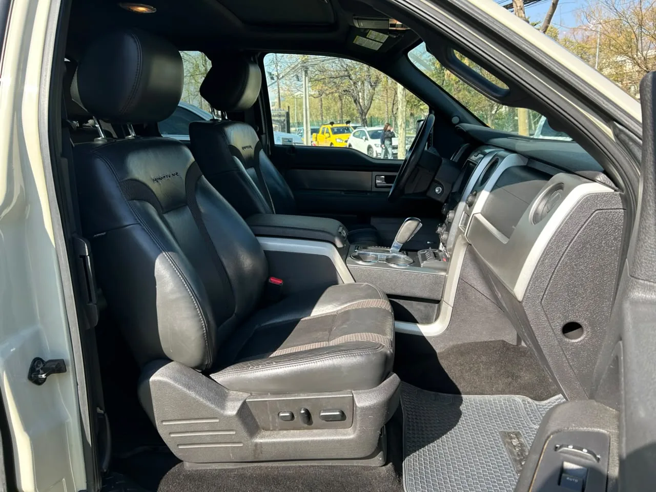 Ford F-150 Raptor Svt — foto 17 de 21
