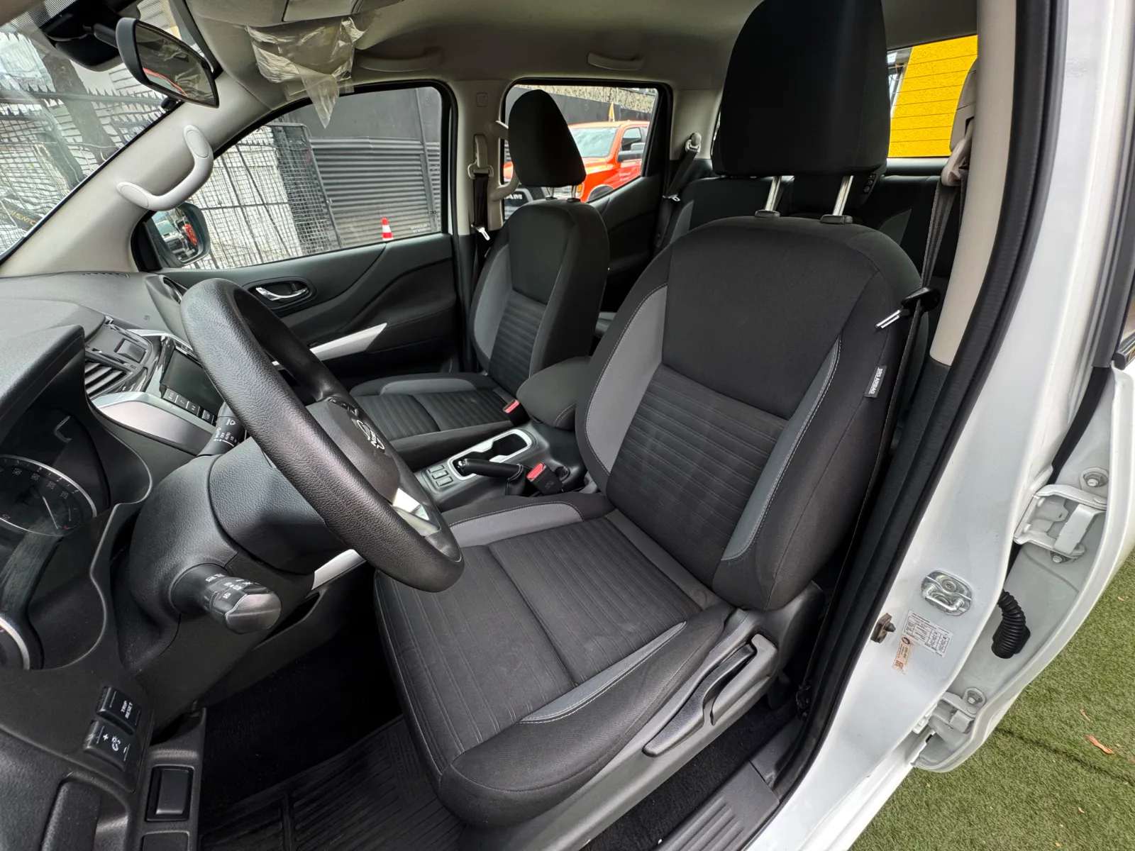Nissan Navara Xe — foto 15 de 21