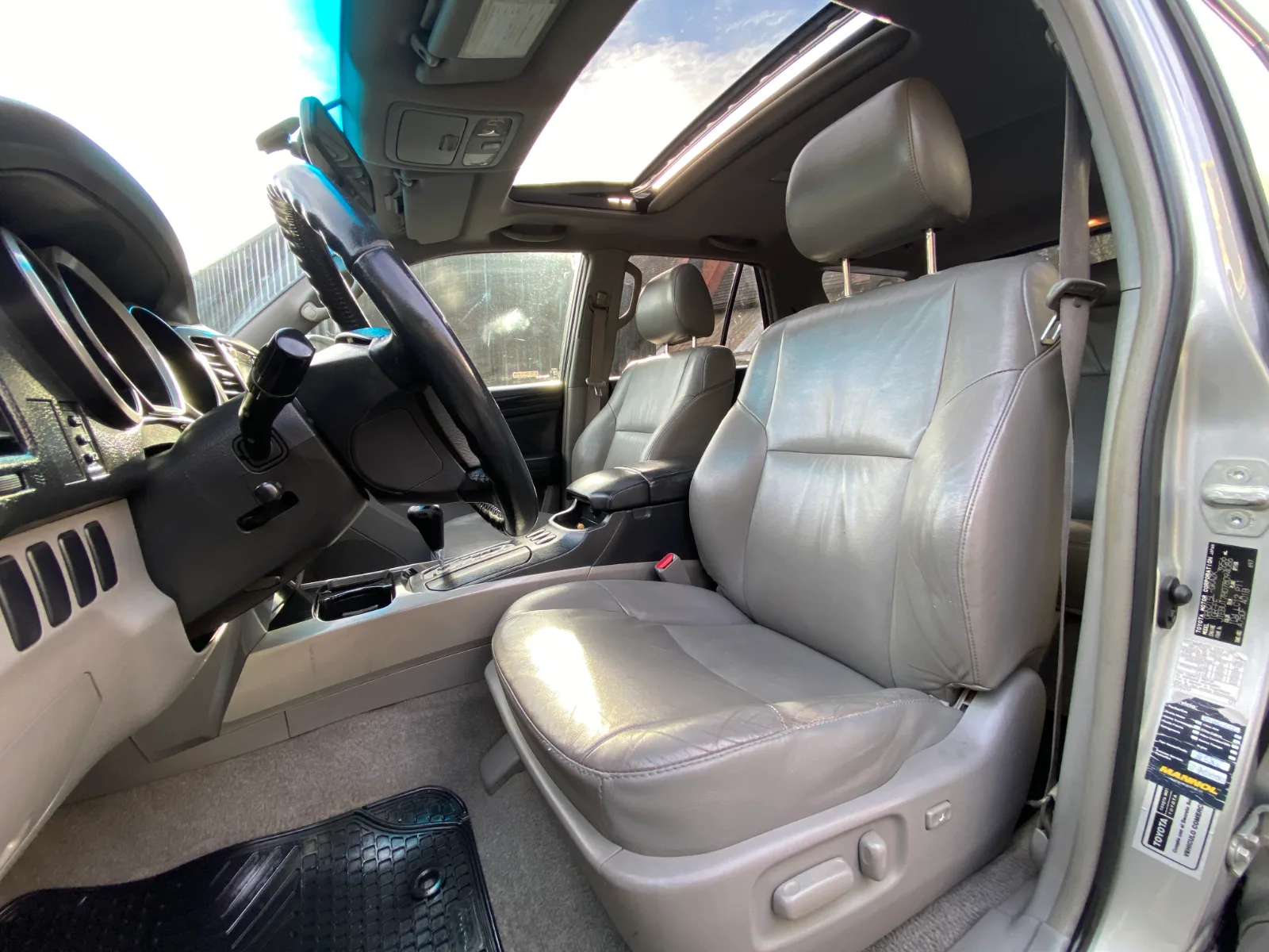 Toyota 4Runner — foto 18 de 20