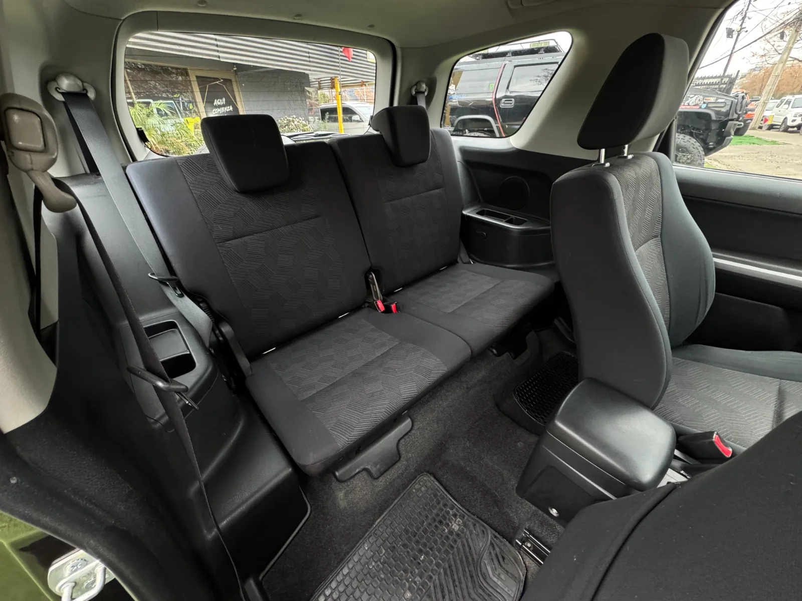 Suzuki Grand Vitara — foto 18 de 20