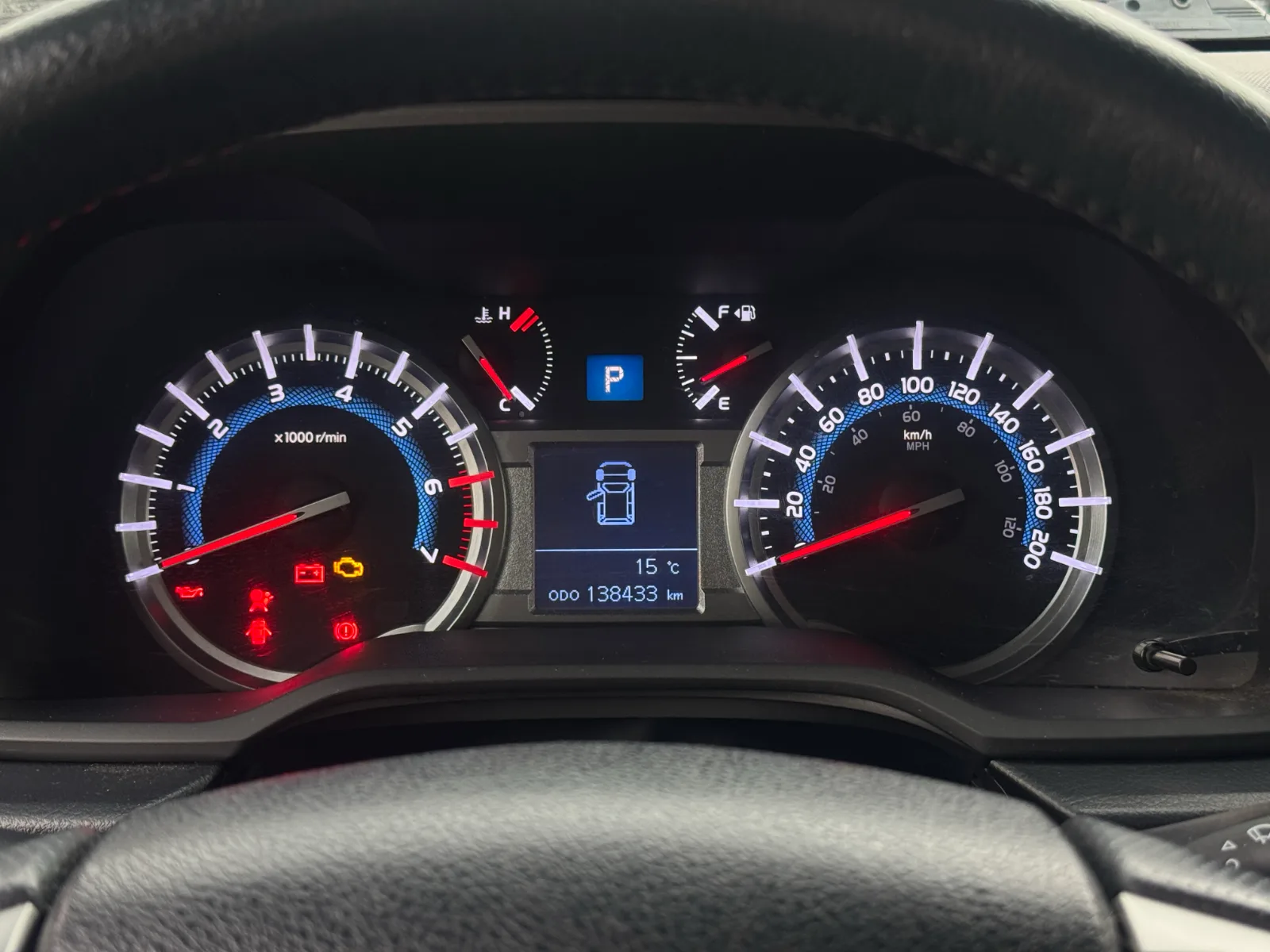 Toyota 4Runner — foto 12 de 17