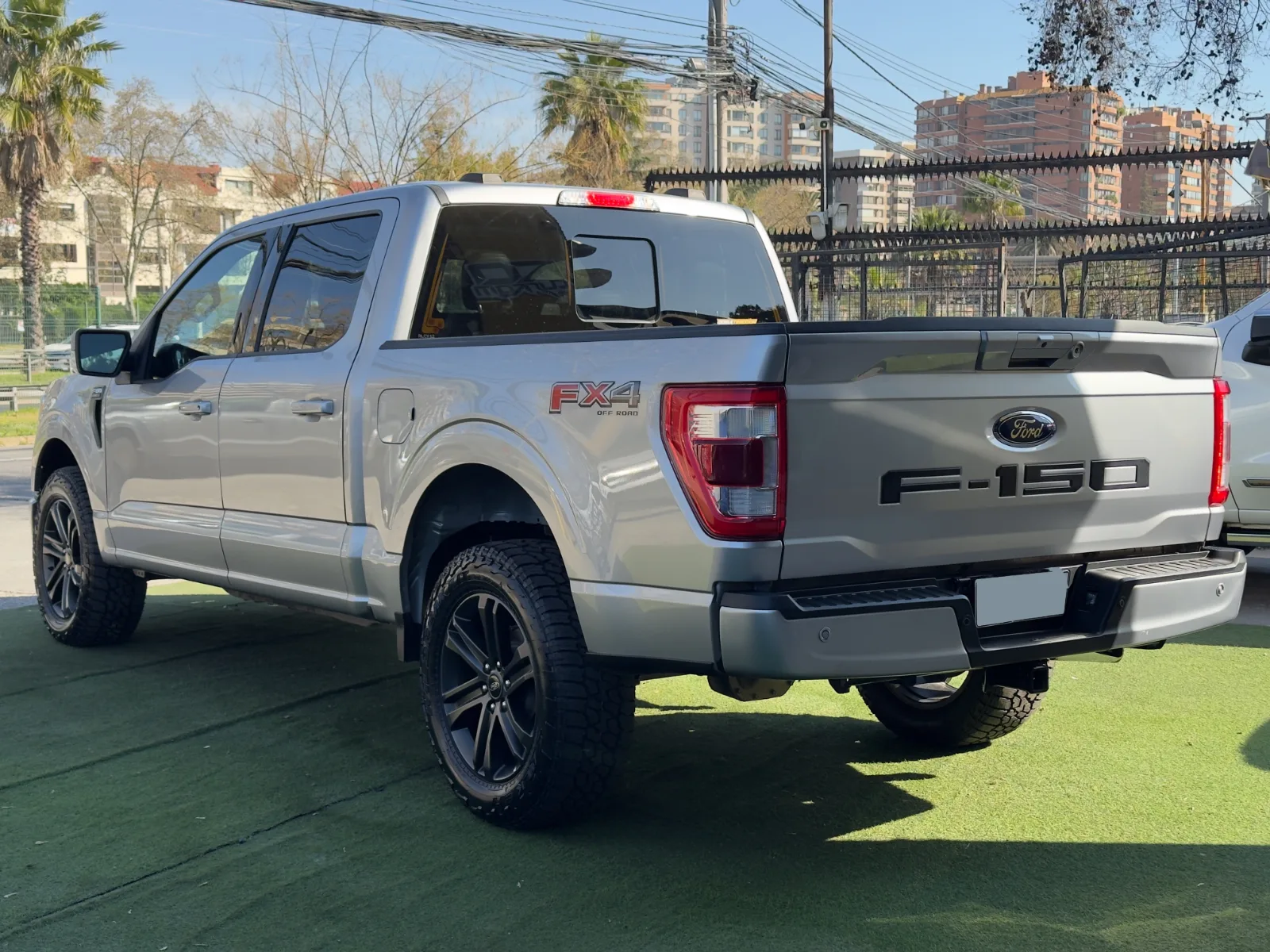 Ford F-150 Lariat Sport — foto 5 de 19
