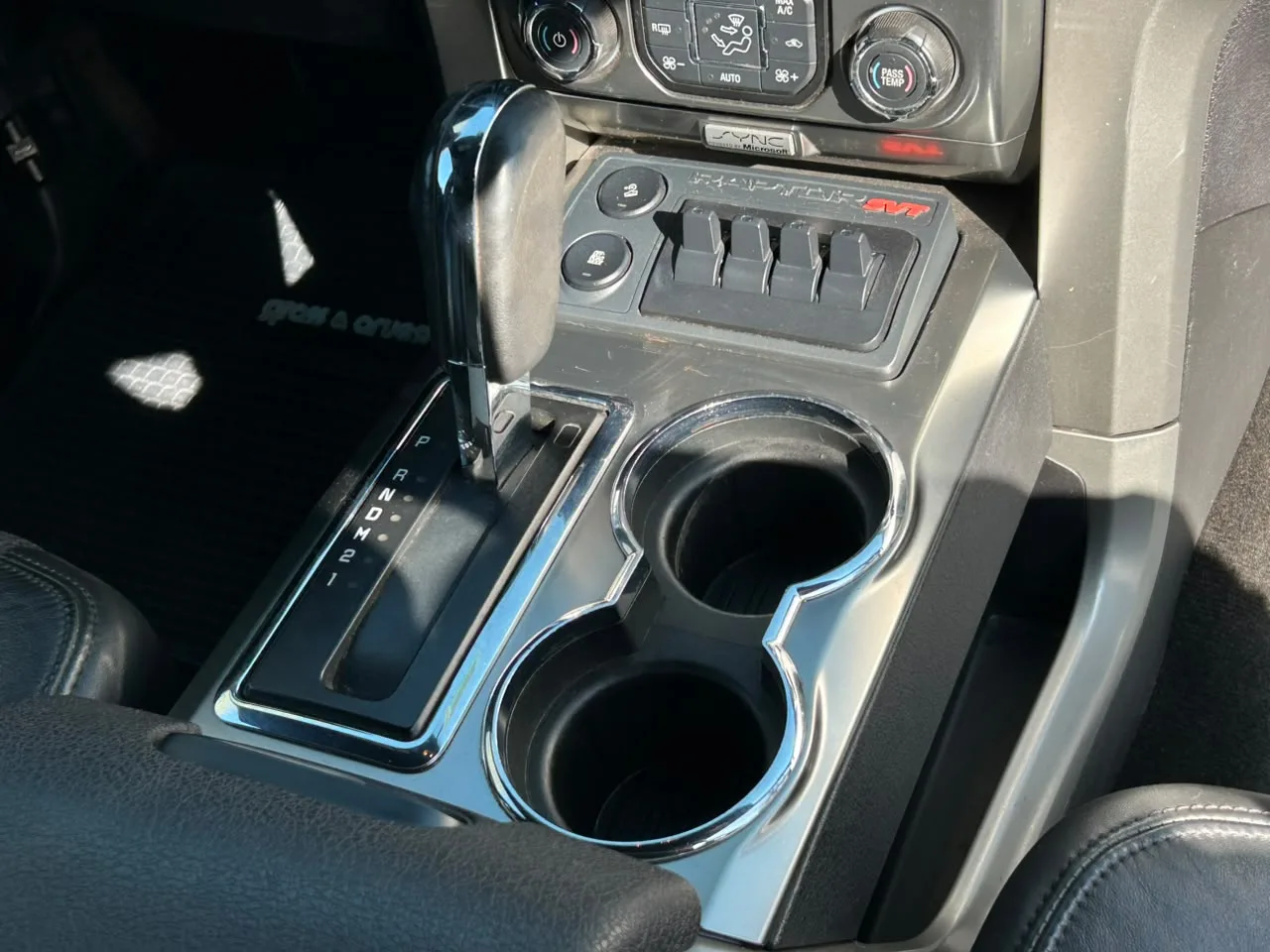 Ford F-150 Raptor Svt — foto 21 de 21