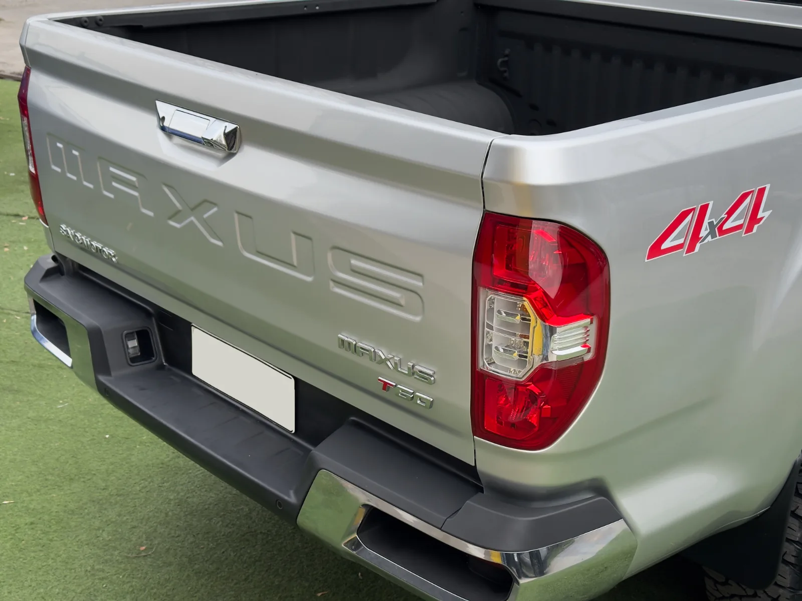 Maxus T60 — foto 11 de 20