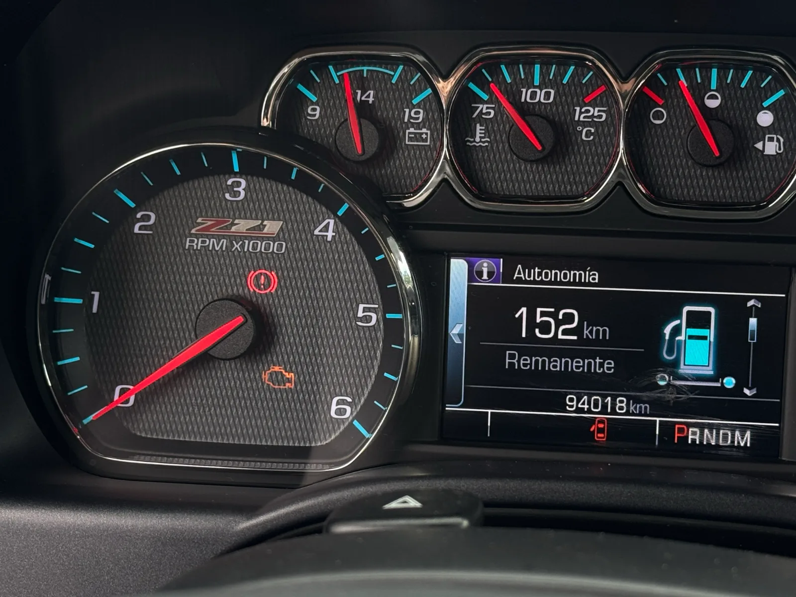 Chevrolet Silverado Ltz Z71 — foto 14 de 19
