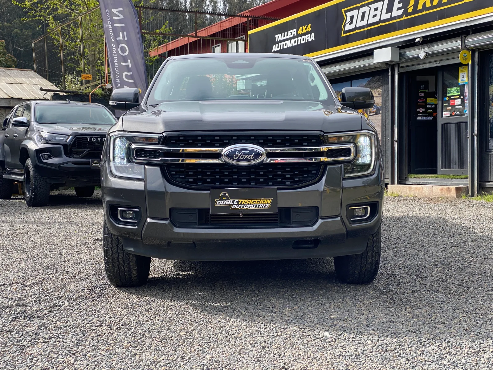 Ford Ranger Xlt — foto 2 de 20