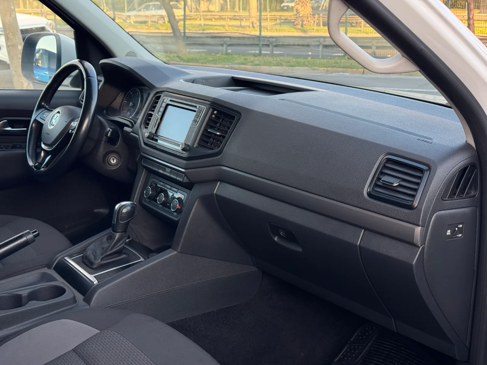 Volkswagen Amarok Confortline — foto 16 de 17