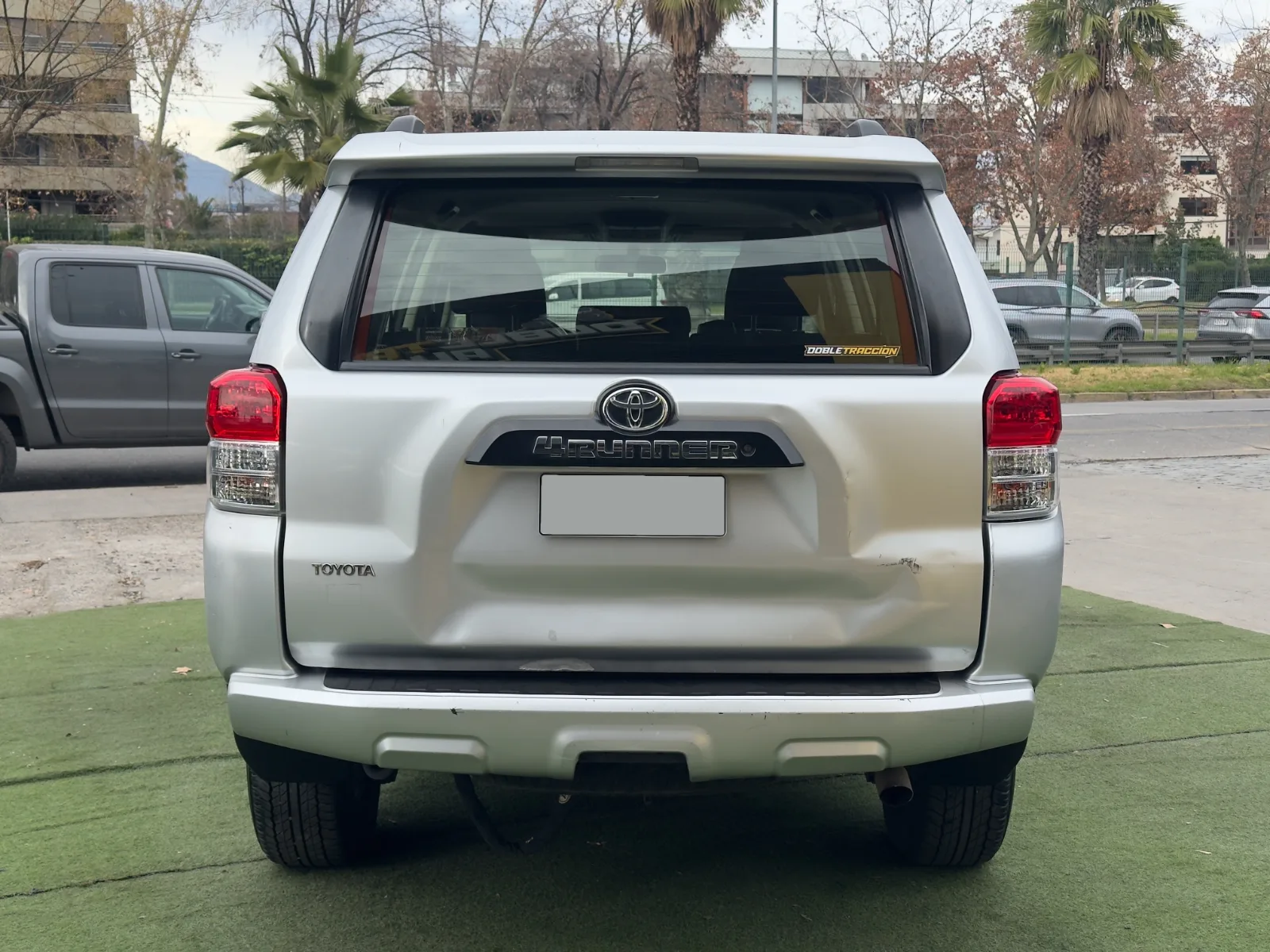 Toyota 4Runner Sr5 — foto 6 de 17