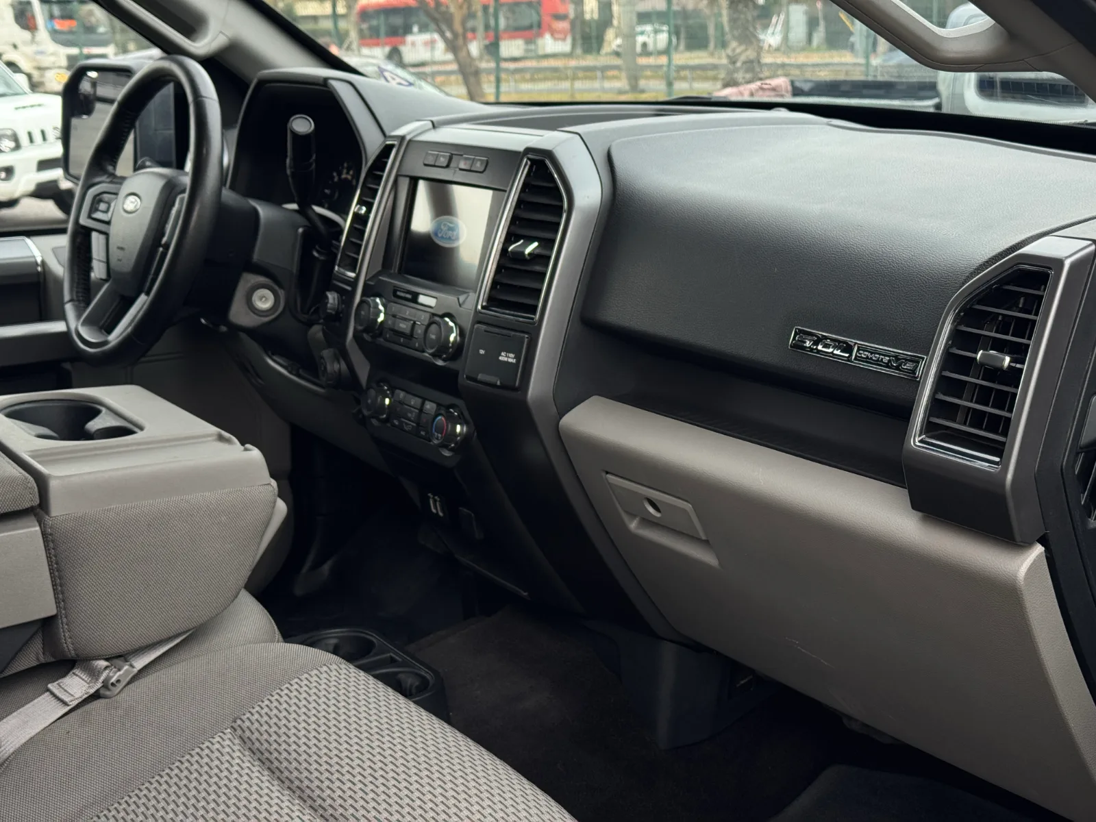 Ford F-150 Xlt Blindada — foto 18 de 20