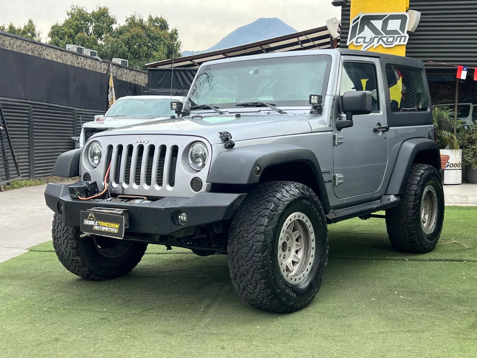 Jeep Wrangler Sport Crd — foto 3 de 17