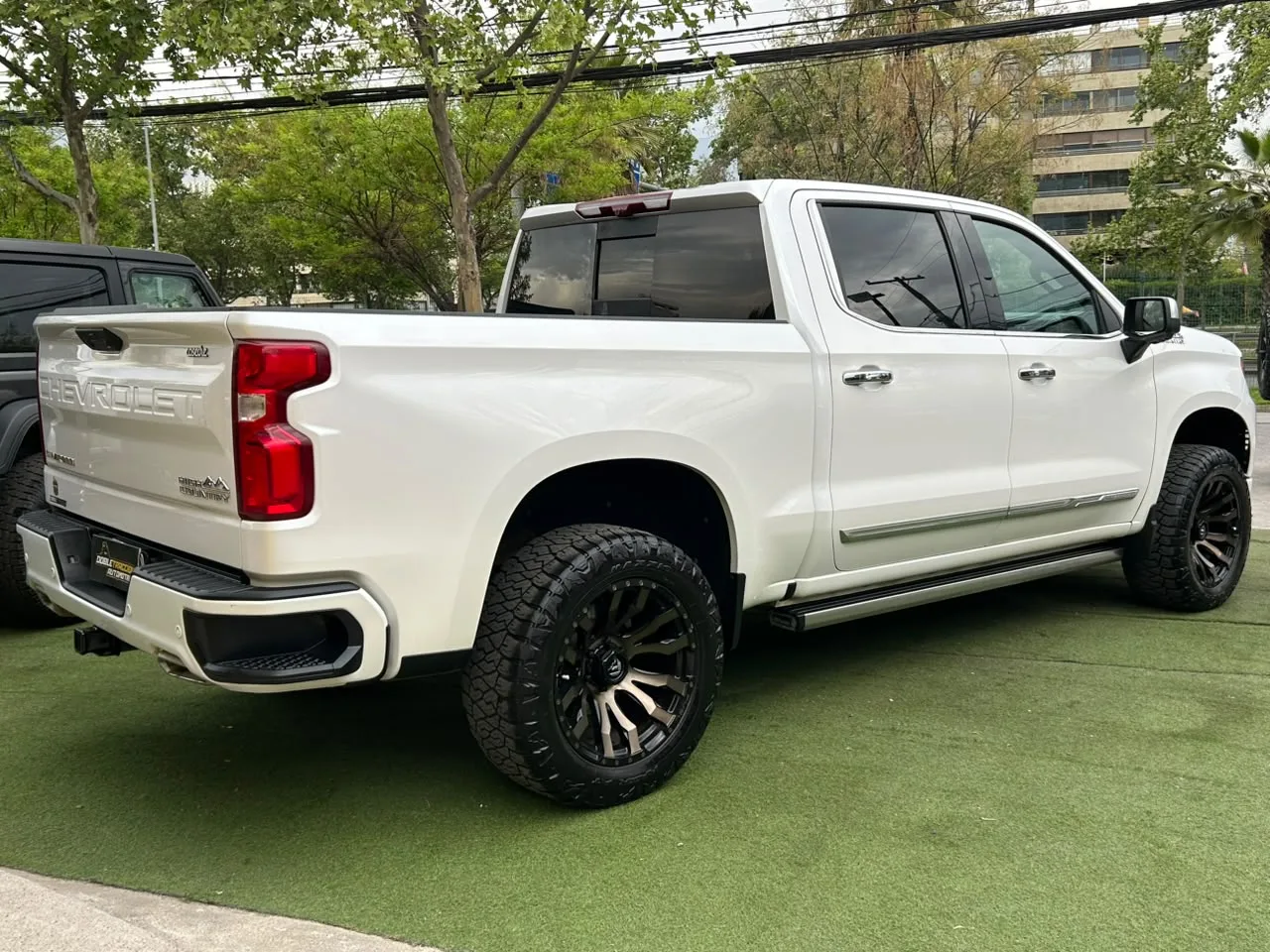 Chevrolet Silverado High Country Duramax Iva Incluido — foto 11 de 18