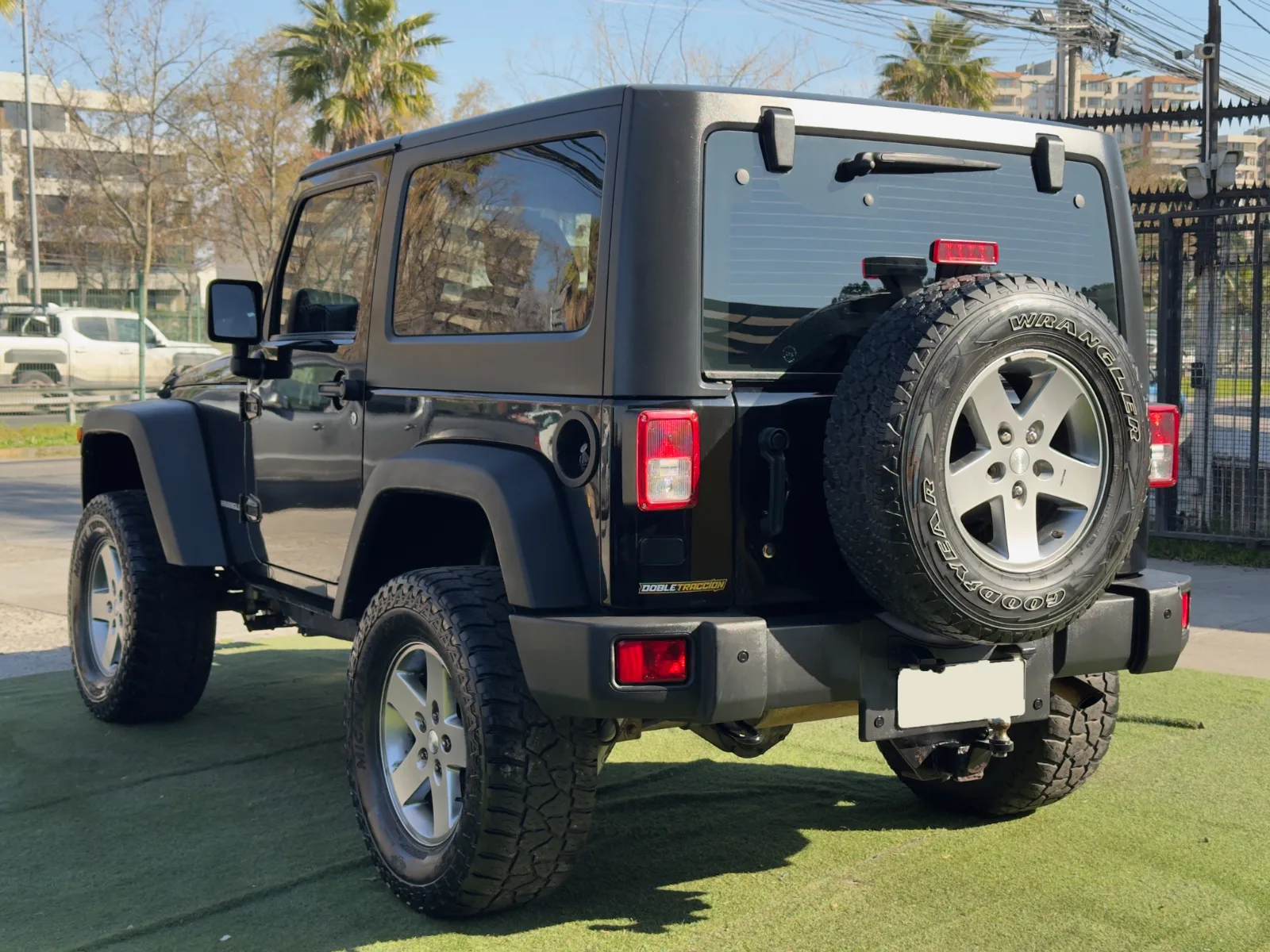Jeep Wrangler Jk Sport — foto 5 de 17