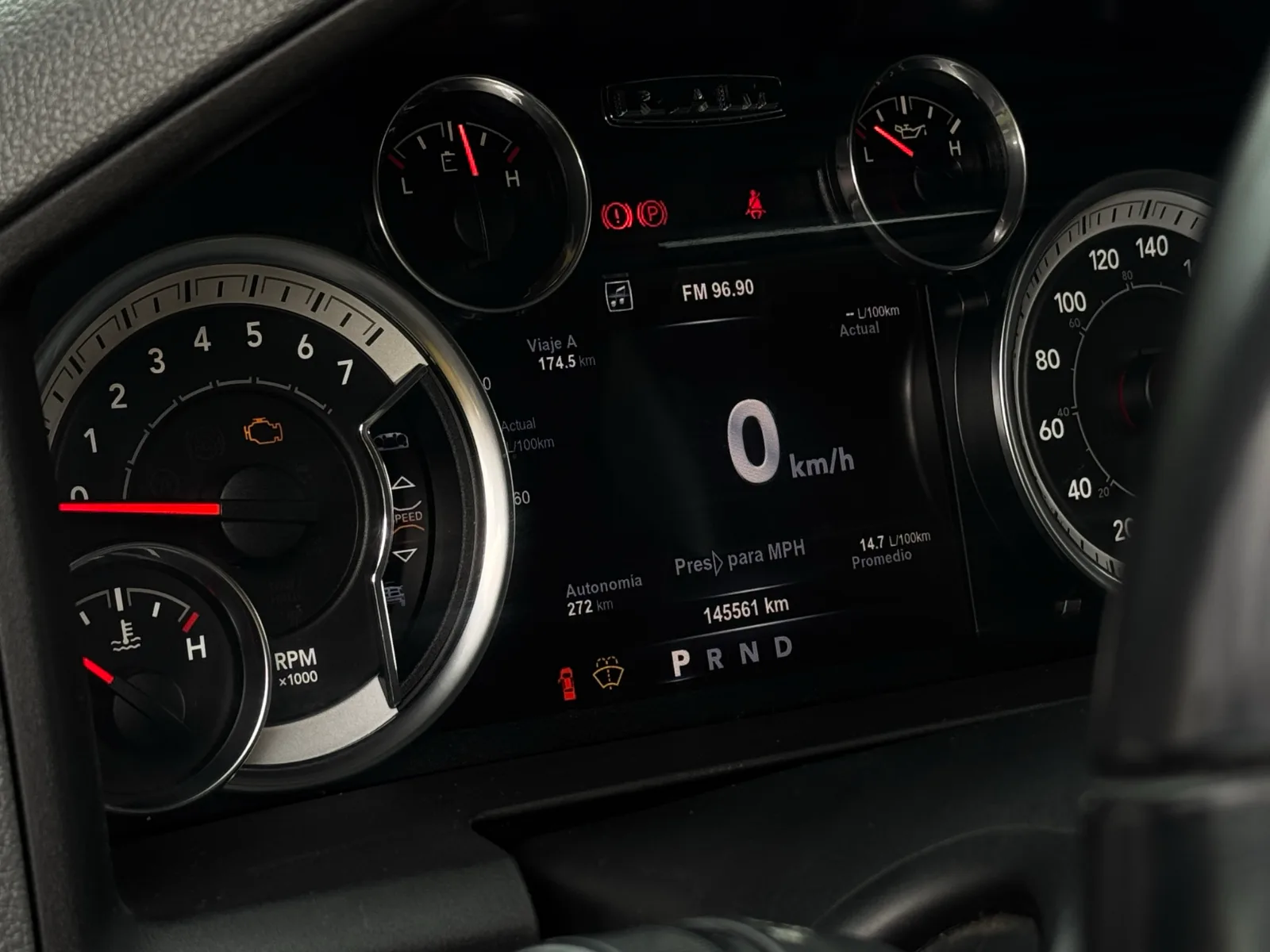RAM 1500 Slt — foto 15 de 19